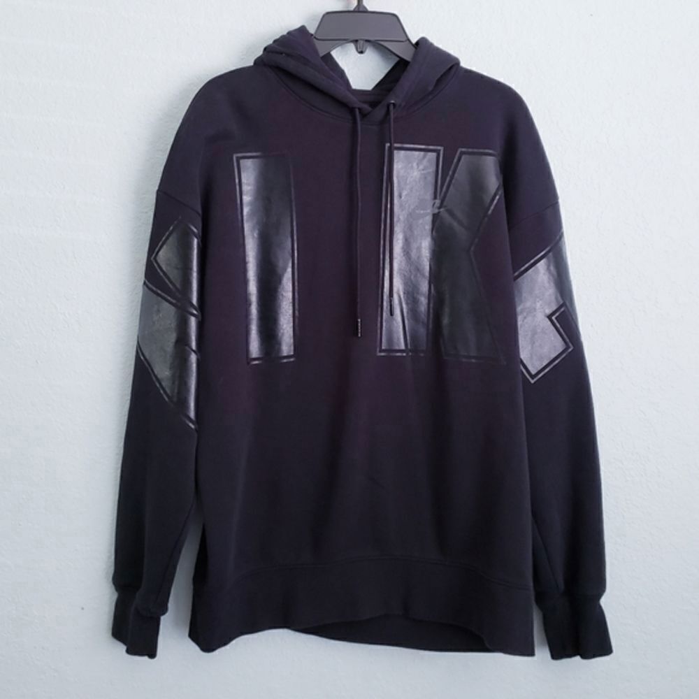‎Nike - Picture 2 of 5